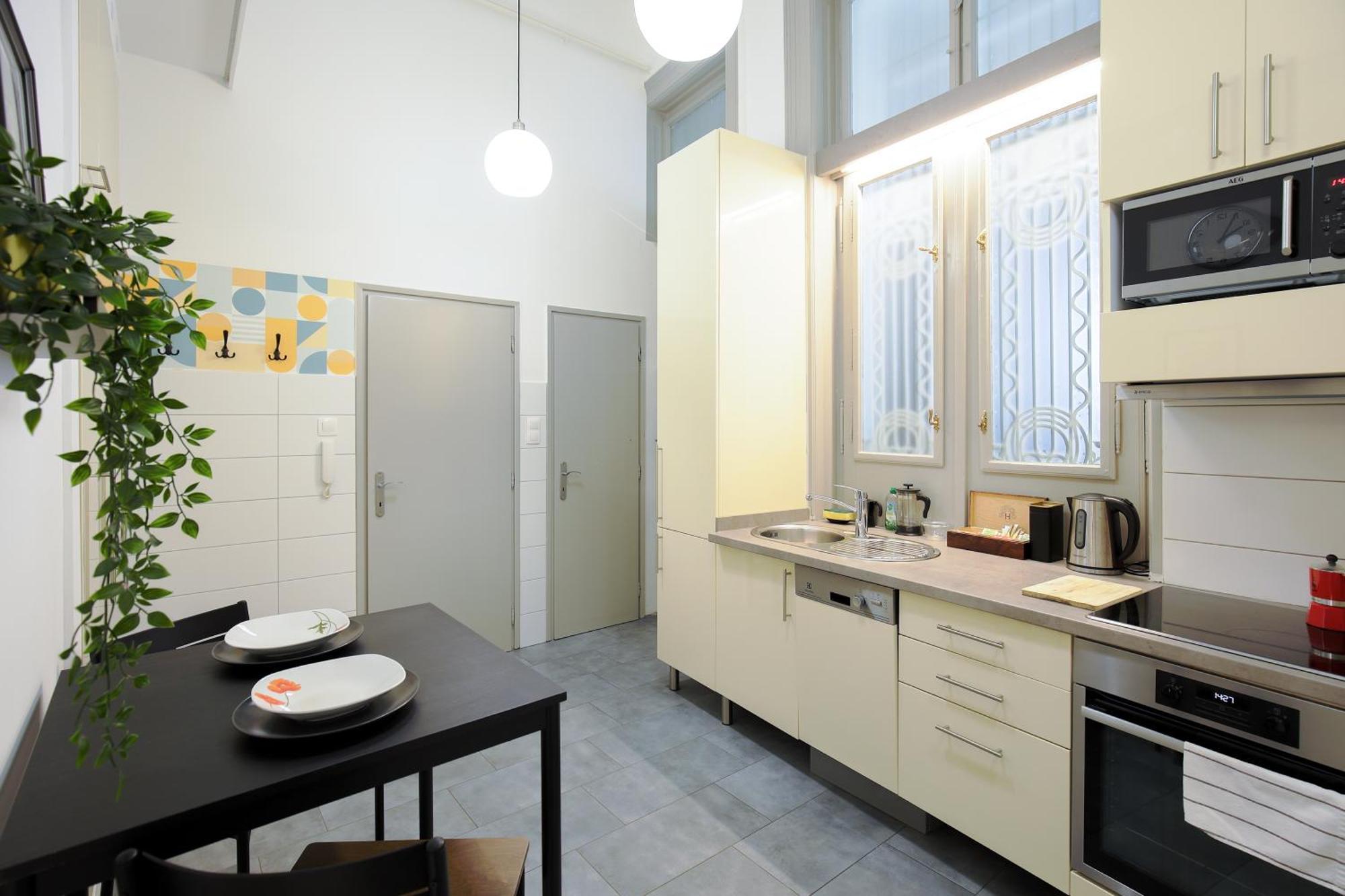 Maverick Apartments Budapest Ngoại thất bức ảnh