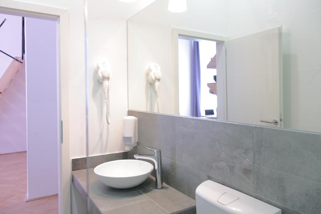 Maverick Apartments Budapest Phòng bức ảnh