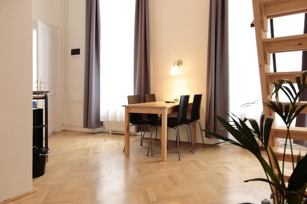 Maverick Apartments Budapest Phòng bức ảnh