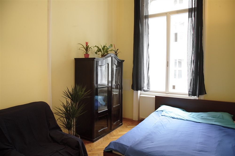 Maverick Apartments Budapest Ngoại thất bức ảnh