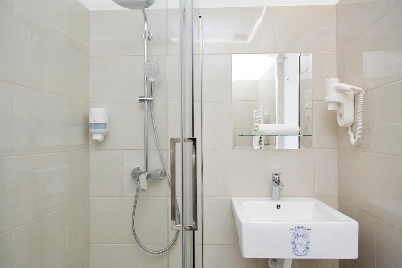 Maverick Apartments Budapest Ngoại thất bức ảnh